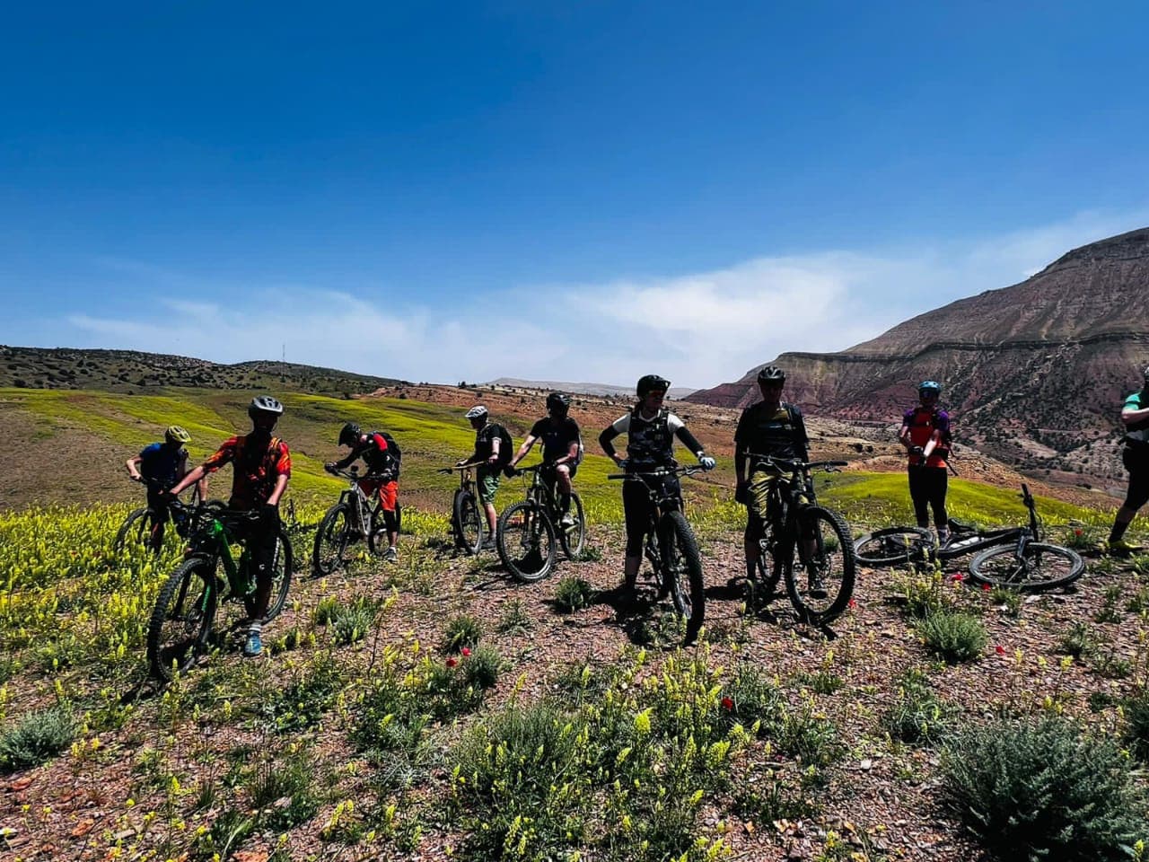 Mountain biking group on a trail in the Amezmiz region